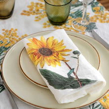 Lade das Bild in den Galerie-Viewer, Set of 6 Yellow Flowers Napkins.