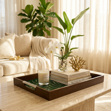 Charger l'image dans la galerie, Plateau transparent en bois 47x32x5cm