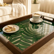 Charger l'image dans la galerie, Plateau transparent en bois 47x32x5cm