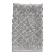 Charger l'image dans la galerie, Guest towel Floral softness.