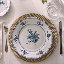 Charger l'image dans la galerie, CAPPETTATA HERITAGE FLORALS 18-Piece Blue Floral Porcelain Dinner Set for 6.