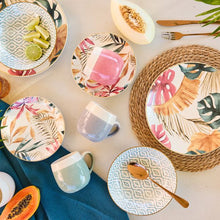 Lade das Bild in den Galerie-Viewer, MADISON TROPICAL ROSE 18-Piece Tropical Porcelain Dinner Set for 6 | Luxury Botanical Tableware.