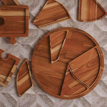 Lade das Bild in den Galerie-Viewer, Wooden Appetiser Dish 33x2cm.