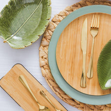 Lade das Bild in den Galerie-Viewer, Ceramic Banana Leaf Plate 23x16x4.5cm.