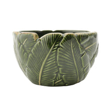 Charger l'image dans la galerie, Ceramic Banana Leaf Bowl.