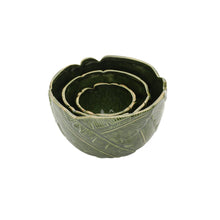 Charger l'image dans la galerie, Ceramic Banana Leaf Bowl.