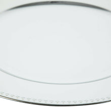 Charger l'image dans la galerie, Set of 4 Silver Plastic Sous-plat 33cm.