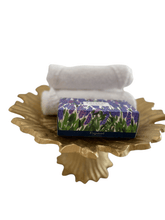 Charger l'image dans la galerie, Gold Flower Cake Plate.