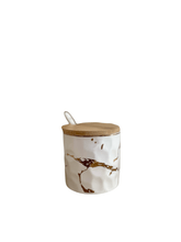 Lade das Bild in den Galerie-Viewer, White Porcelaine Canister Set With Gold Design.