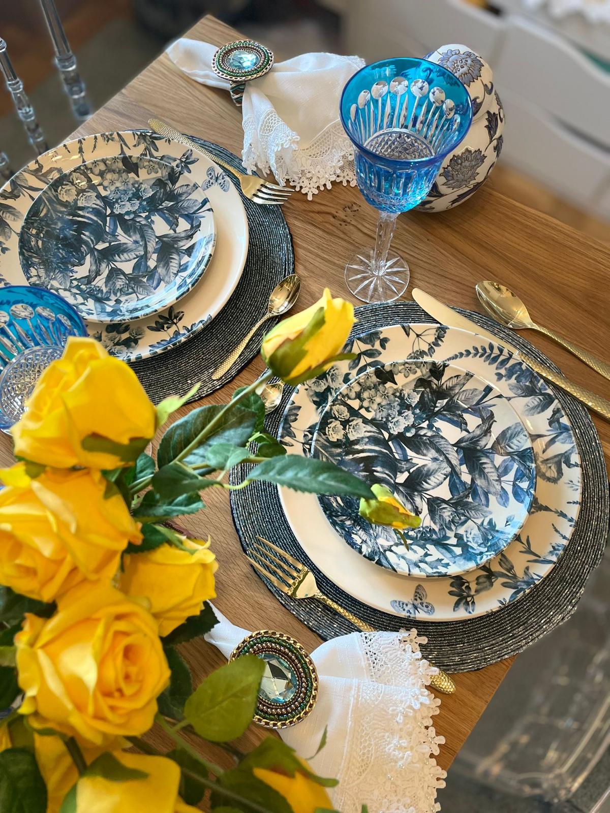 CAPPETTATA HERITAGE FLORALS blue floral porcelain dinnerware