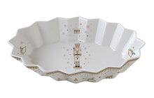 Lade das Bild in den Galerie-Viewer, Oval Plate Royal Nutcracker.
