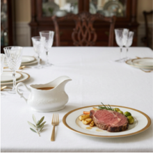 Load image into Gallery viewer, Classic Porcelain Gravy Boat 500ml
