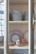 Lade das Bild in den Galerie-Viewer, Dinner Plate Mrs.Recamier - Pink.
