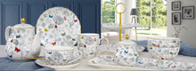 Lade das Bild in den Galerie-Viewer, Set of 2 Mugs Flowers and Butterflies.
