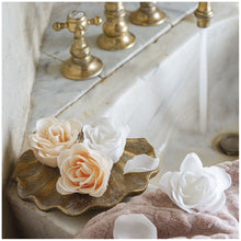 Charger l'image dans la galerie, Nude rose scented soap ball - Rose scent.
