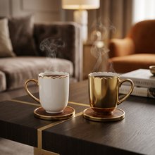 Charger l'image dans la galerie, Lot de 2 tasses dorées et blanches
