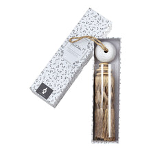 Charger l'image dans la galerie, Royal Tassel scented golden - Rose elixir.
