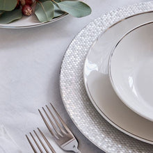 Lade das Bild in den Galerie-Viewer, Metropolis 18-Piece White Porcelain Dinner Set with Platinum Rim | Luxury Dinnerware for 6.

