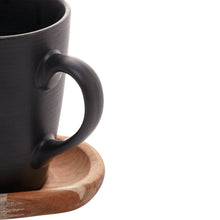 Charger l'image dans la galerie, Porcelaine Mug 350ml and Wooden Saucer 22x15x11cm.
