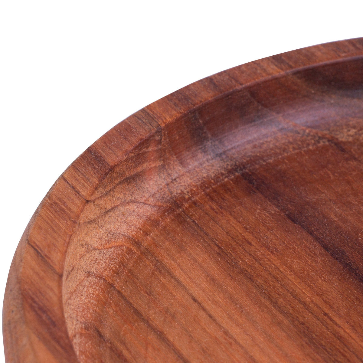 Wooden Board with a Porcelaine Plate 28x17x3cm.