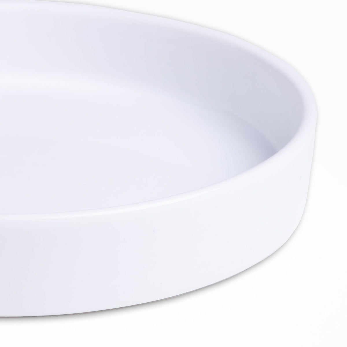 Wooden Board with a Porcelaine Plate 28x17x3cm.