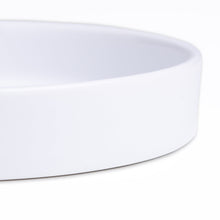 Charger l'image dans la galerie, Wooden Board with a Porcelaine Plate 28x17x3cm.
