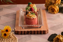 Charger l'image dans la galerie, Crystal pearl serving plate 30x12x3cm..
