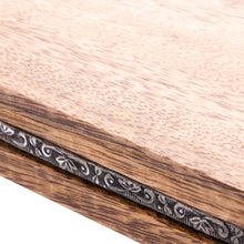 Lade das Bild in den Galerie-Viewer, Rectangular Wooden Board 33x18x3cm.
