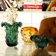 Charger l'image dans la galerie, The Green Elegance Centrepiece -21x10cm.
