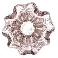 Load image into Gallery viewer, The Rose Gold Vase 13x17cm.
