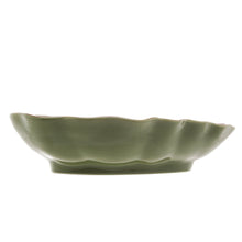 Lade das Bild in den Galerie-Viewer, Ceramic Banana Leaf Serving Plate 23.5x22x6.5cm.
